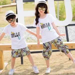 Spring Family Leisure Matching Outfits - Image 4