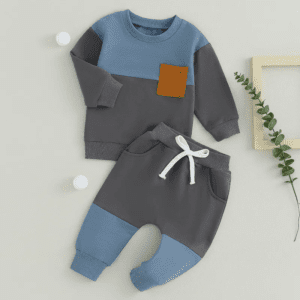 Boys Contrast Color Sweatshirt & Pants Set - Image 4