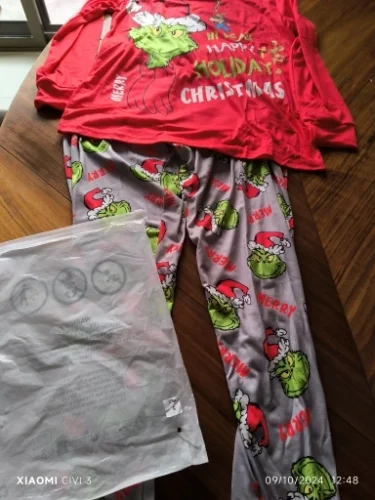 Grinch Family Pajamas photo review